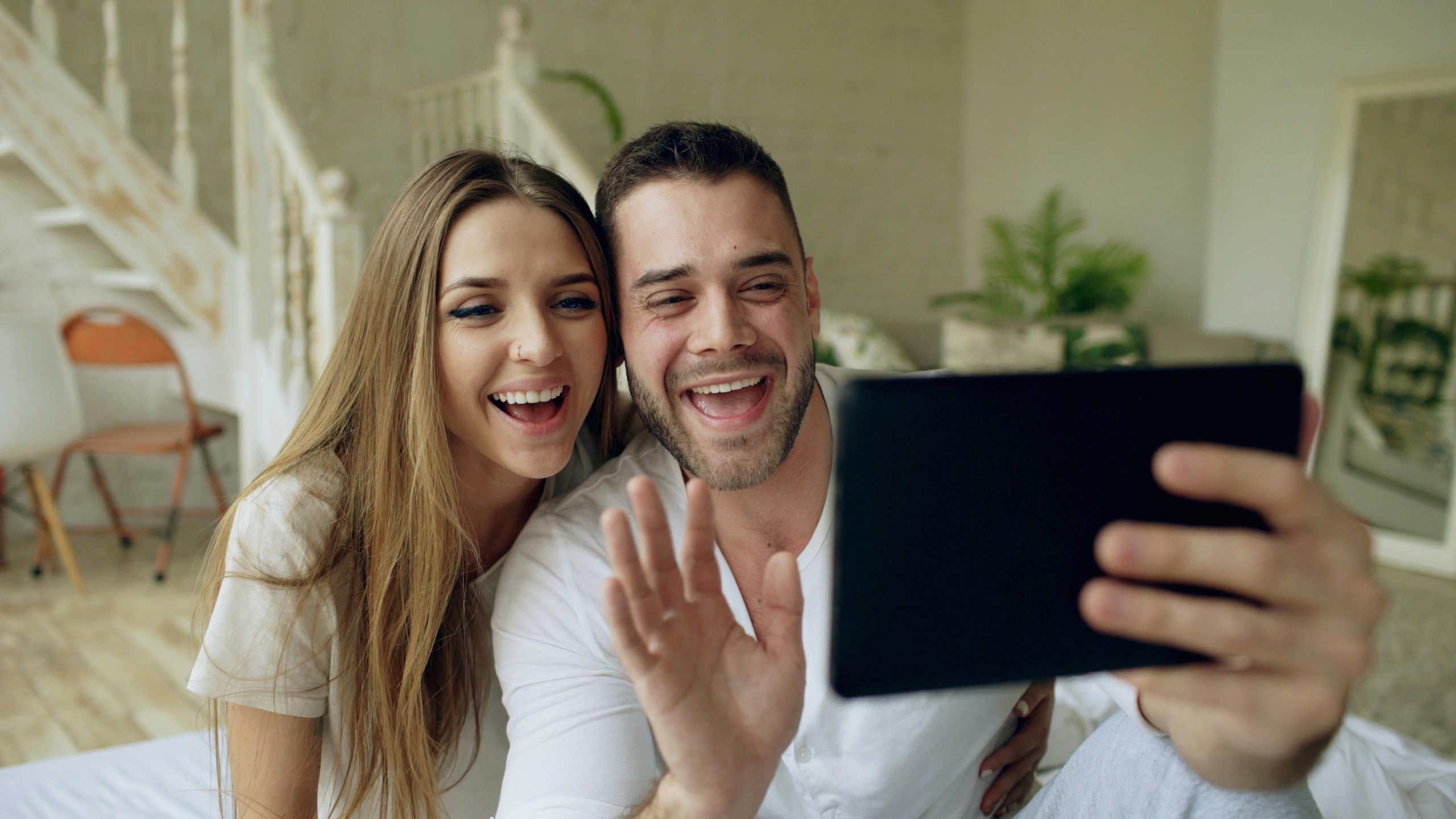 Faut-il parler quotidiennement en relation à distance