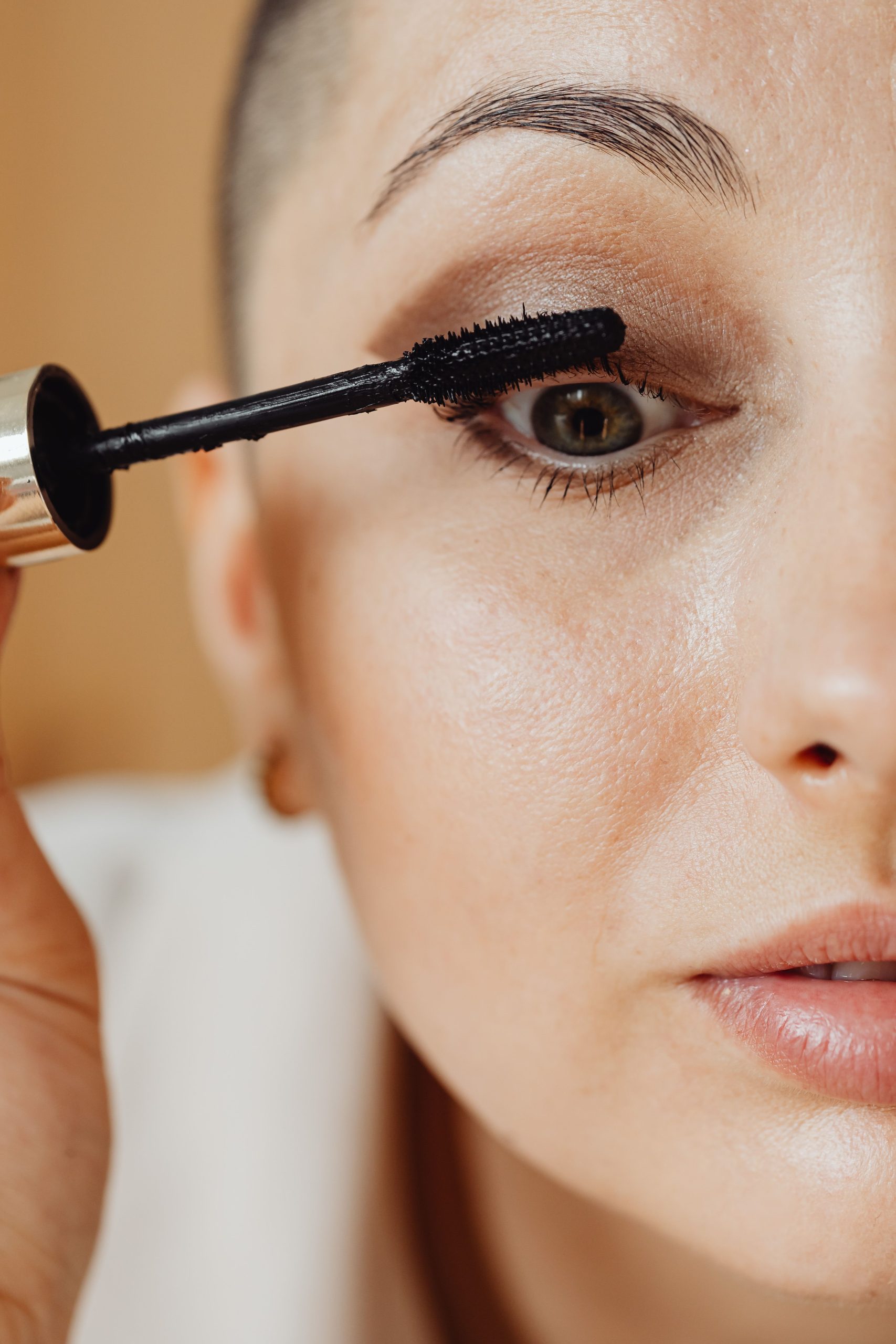 Guide complet pour une application mascara longue tenue